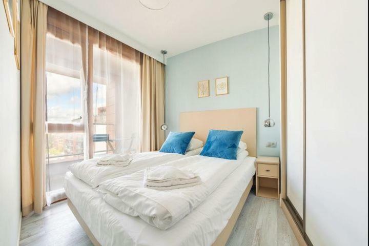 Unique Motlawa Riverbank Apartment Gdansk Exterior foto